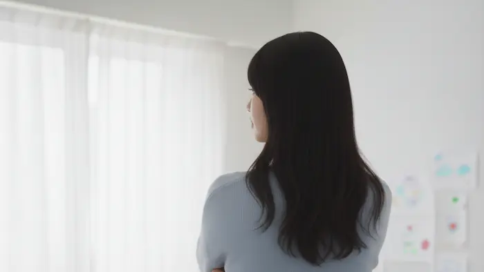 「おかしい」と感じなくなったとき、何が変わるのか