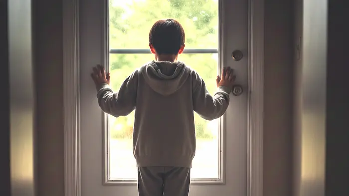 不登校の子が一人で外出するのを怖がる理由